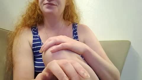 Snapshot of xxmariebliss chatting on 07-03-26, 01:28 xxmariebliss online show from 07-03-26, 01:28