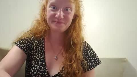 Snapshot of xxmariebliss chatting on 07-06-26, 03:03 xxmariebliss online show from 07-06-26, 03:03