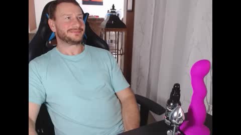 Snapshot of xxmettexx chatting on 01-25-25, 02:03 xxmettexx online show from 01-25-25, 02:03