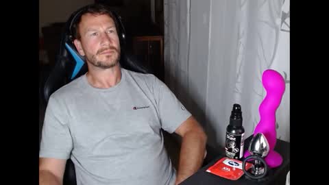 Snapshot of xxmettexx chatting on 09-21-25, 07:59 xxmettexx online show from 09-21-25, 07:59