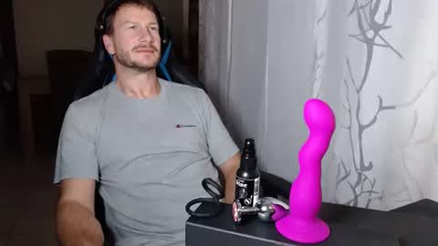 Snapshot of xxmettexx chatting on 11-09-25, 09:13 xxmettexx online show from 11-09-25, 09:13