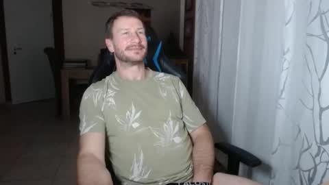 Snapshot of xxmettexx chatting on 02-11-26, 06:46 xxmettexx online show from 02-11-26, 06:46