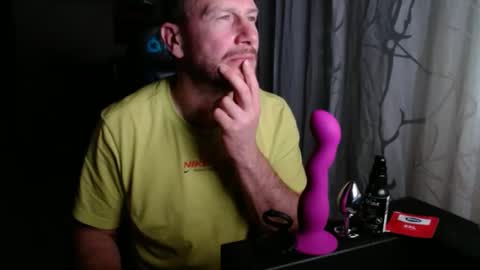 Snapshot of xxmettexx chatting on 03-15-26, 12:27 xxmettexx online show from 03-15-26, 12:27