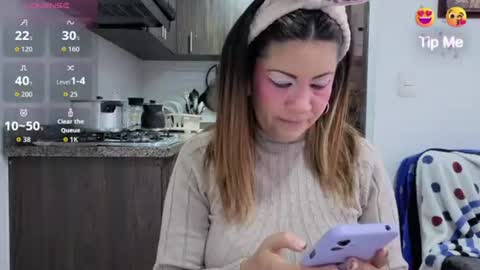 Snapshot of xxmilexx chatting on 06-16-26, 11:02 xxmilexx online show from 06-16-26, 11:02