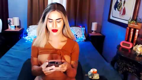 Snapshot of xxqueenofperfectionxx chatting on 01-23-25, 05:10 urperfection kelly online show from 01-23-25, 05:10