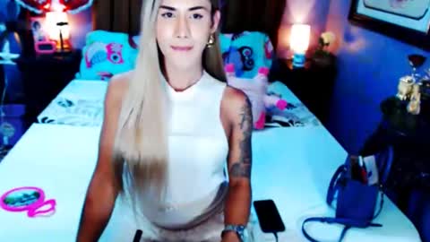 Snapshot of xxqueenofperfectionxx chatting on 03-04-25, 11:08 urperfection kelly online show from 03-04-25, 11:08