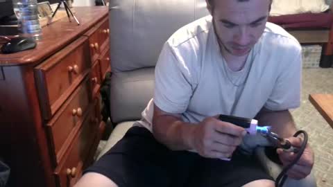 xxScubaStevexx online show from 10-04-25, 11:41