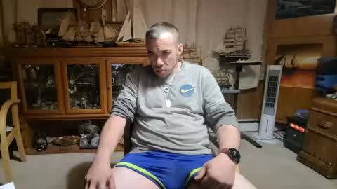Snapshot of xxscubastevexxx chatting on 04-23-26, 06:47 xxScubaStevexx online show from 04-23-26, 06:47