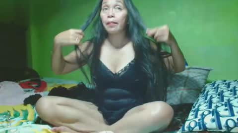 Snapshot of xxsexypinayxx chatting on 01-29-25, 11:51 xxsexypinayxx online show from 01-29-25, 11:51