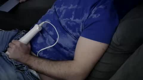 Snapshot of xxsfkxx chatting on 09-24-25, 12:14 So Fkn Kool online show from 09-24-25, 12:14