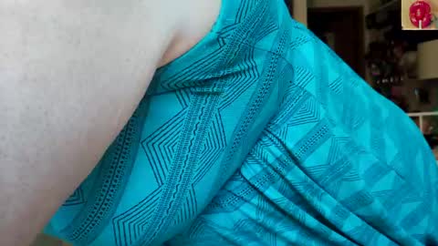 Snapshot of xxstrawberryjanexx chatting on 04-30-26, 02:51 Strawberry Jane online show from 04-30-26, 02:51