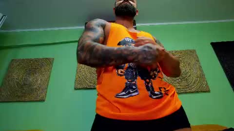 Xtream Leonard online show from 06-10-26, 01:43