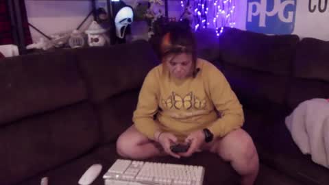 Snapshot of xxx_brattyslut_xxx chatting on 02-18-25, 04:37 CaliRaeMaxXx online show from 02-18-25, 04:37