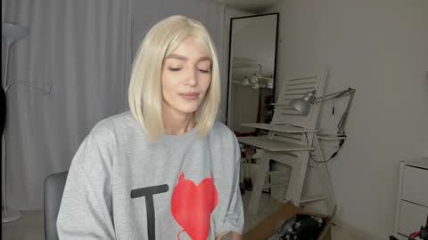 xxx_leila online show from 12-15-24, 07:13