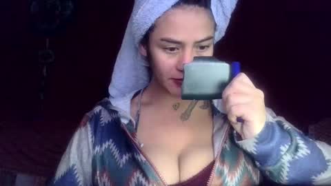   LILI  online show from 01-17-26, 07:35