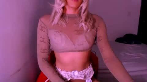 Chiara online show from 12-20-25, 04:41