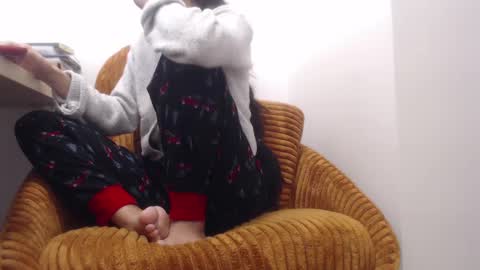 Snapshot of xxxbellalola chatting on 02-12-25, 12:12 Lola online show from 02-12-25, 12:12