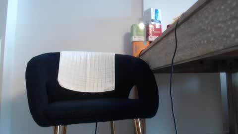 Snapshot of xxxbellalola chatting on 03-05-25, 02:34 Lola online show from 03-05-25, 02:34