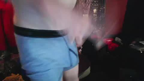 Snapshot of xxxboytoy_ chatting on 06-01-26, 10:11 Sean online show from 06-01-26, 10:11