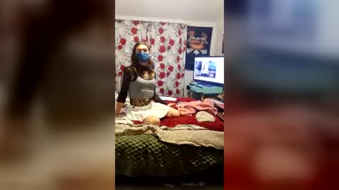 xxxeddsxxxanaly online show from 07-21-26, 12:18