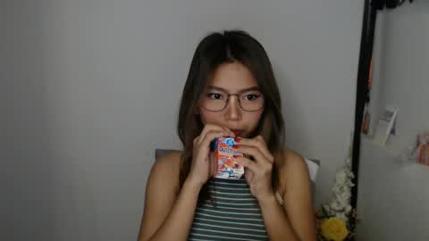 Snapshot of xxxforyouonlyxxx chatting on 02-13-25, 03:46 inday pinay online show from 02-13-25, 03:46