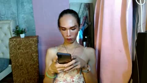 Snapshot of xxxfuckgirlyumsxxx chatting on 12-11-24, 08:39 Your Princess Yums online show from 12-11-24, 08:39