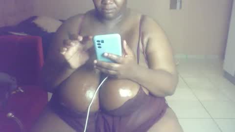 xxxgiantboobs online show from 01-11-25, 01:06