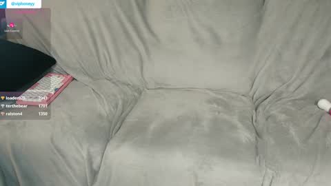 Snapshot of xxxhoneyxx chatting on 01-08-25, 01:32 Onlyfanz online show from 01-08-25, 01:32