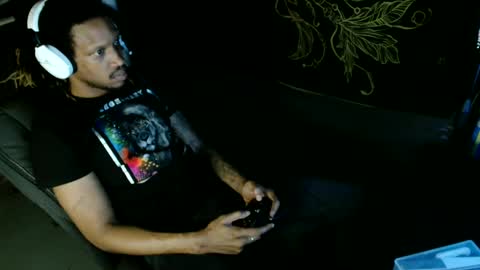 xxxjrstrokesxxx online show from 02-26-25, 08:00