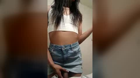 Snapshot of xxxlexxyxxx chatting on 06-24-26, 10:14 Xoxolexxyyyxoxo online show from 06-24-26, 10:14