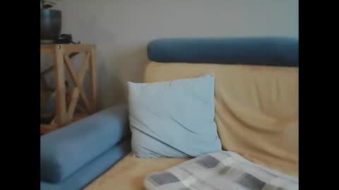 Snapshot of xxxluki91xxx chatting on 05-08-26, 09:47 LUKAS online show from 05-08-26, 09:47