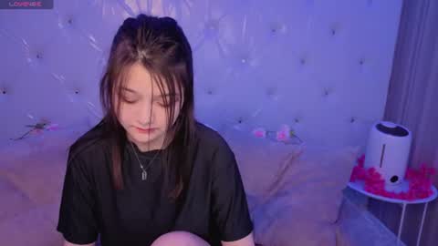 Snapshot of xxxnaughtyfoxxx chatting on 07-13-26, 05:05 foxy online show from 07-13-26, 05:05