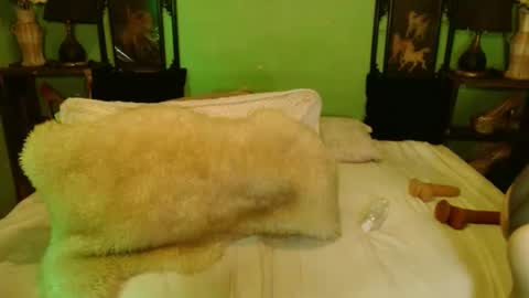 Snapshot of xxxpamelabombxxx chatting on 03-07-25, 07:19 PAMPAM online show from 03-07-25, 07:19