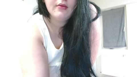 Snapshot of xxxsexroom chatting on 12-23-24, 06:22 Janne online show from 12-23-24, 06:22