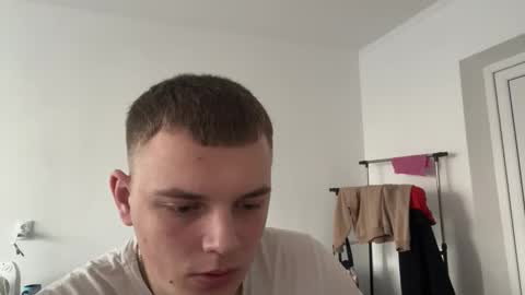 Leo online show from 02-22-26, 02:48