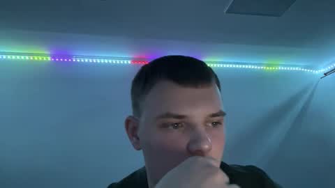 Leo online show from 03-09-26, 08:24