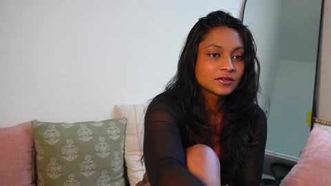 Zara online show from 02-25-26, 05:44