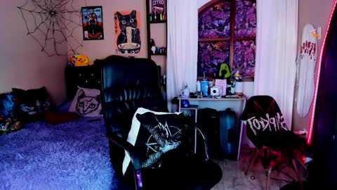 xzerox_ online show from 05-27-26, 08:28