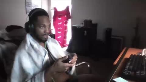 Snapshot of y_sticky chatting on 03-08-25, 07:09 y_sticky online show from 03-08-25, 07:09