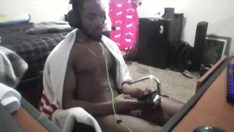 Snapshot of y_sticky chatting on 03-10-25, 07:29 y_sticky online show from 03-10-25, 07:29