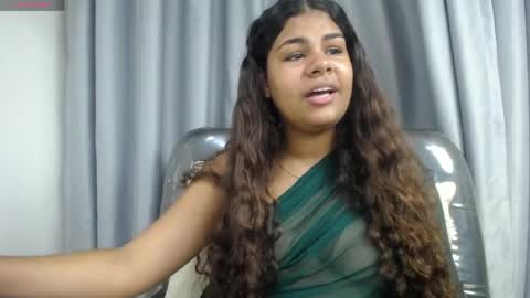 Snapshot of yaazhini457034 chatting on 06-02-26, 11:56 yazhini online show from 06-02-26, 11:56