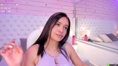 Snapshot of yaky_ chatting on 01-11-25, 08:21 Yakeline online show from 01-11-25, 08:21