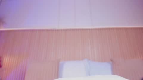 Snapshot of yalezka_ chatting on 06-25-26, 05:12 Yalezka online show from 06-25-26, 05:12