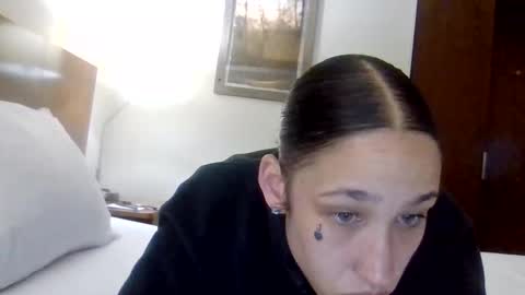 Snapshot of yallfavoritecouple chatting on 04-01-26, 07:09 YallFav0rit3couple online show from 04-01-26, 07:09