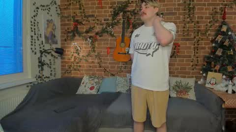 Mia and Andry  online show from 01-08-26, 12:51