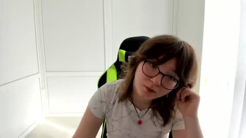 Sofia online show from 06-25-26, 06:18
