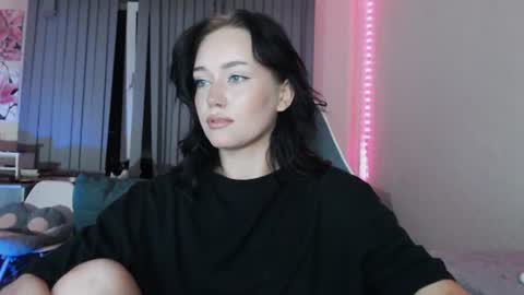 Snapshot of yamilean chatting on 06-26-26, 11:31 Yami online show from 06-26-26, 11:31