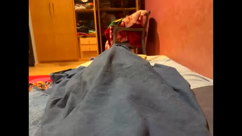 Snapshot of yamines chatting on 10-01-25, 01:55 yamines online show from 10-01-25, 01:55