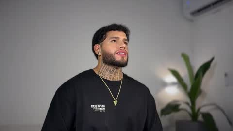 Snapshot of yamp_bigcock chatting on 11-26-25, 03:18 yamp sambrano online show from 11-26-25, 03:18