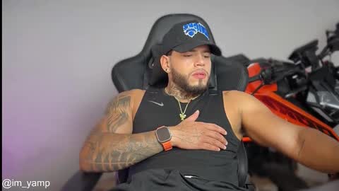 Snapshot of yamp_bigcock chatting on 12-16-25, 11:21 yamp sambrano online show from 12-16-25, 11:21